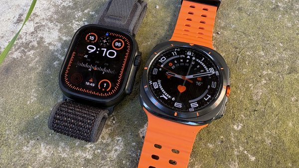 2x Ultra na ruce: Samsung Galaxy Watch Ultra a Apple Watch Ultra 2 jsou jako bratři, mají stejné silné i slabé stránky