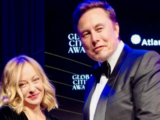 Musk popírá romantický vztah s premiérkou Meloniovou