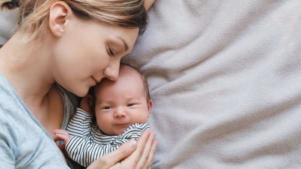 Rodí se málo dětí. Vědci radí, jak následky zmírnit, a ukazují i na možné plusy pro ekonomiku