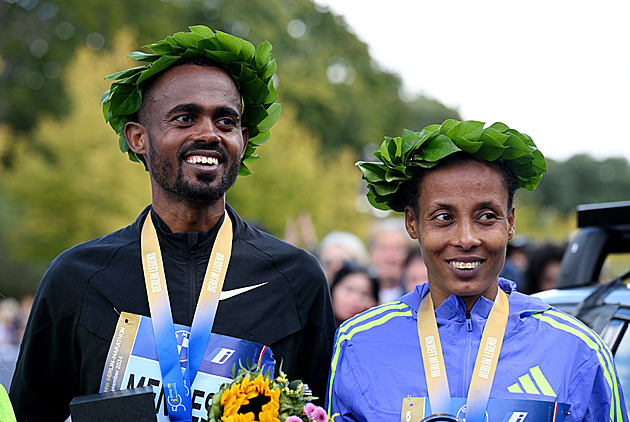 Dvojitý etiopský triumf. Berlínský maraton ovládli Mengesha a Ketemaová