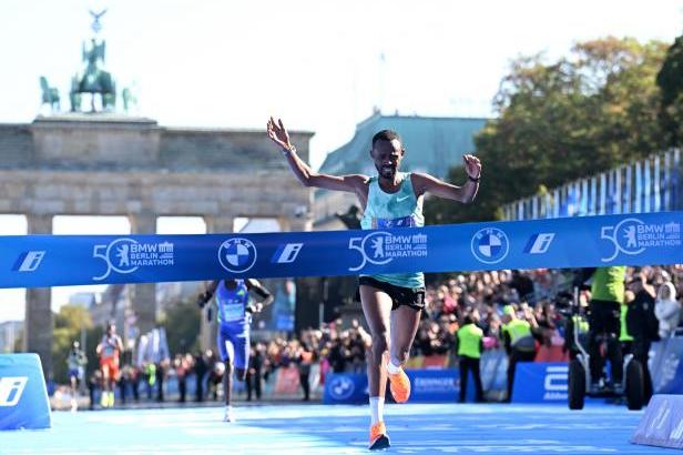 

Jubilejní padesátý ročník maratonu v Berlíně si podmanili Etiopané

