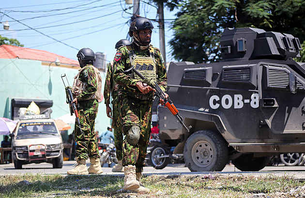 Bezuzdný masakr na Haiti. Bandité postříleli 70 lidí včetně žen a kojenců