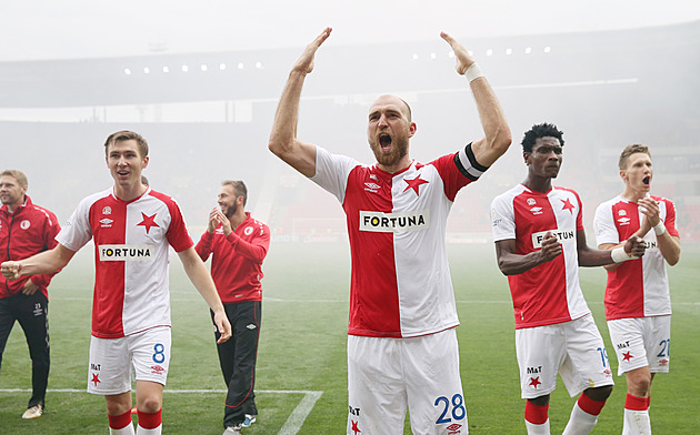 Dej gól a běž pro příbor! Slávistu Latku dostávalo derby do polotransu