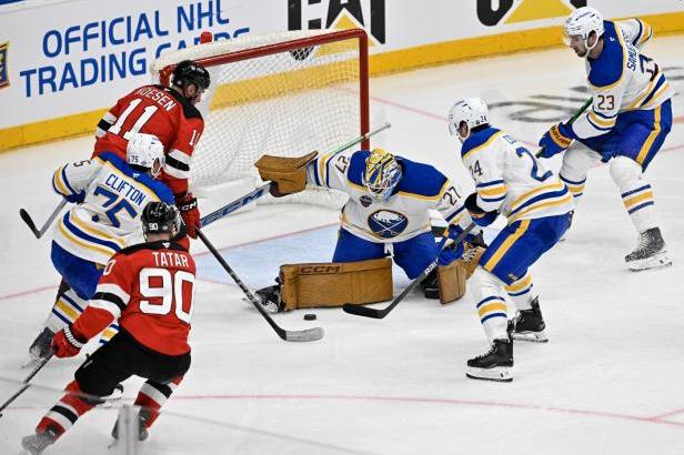 

New Jersey zdolalo Buffalo v Praze i podruhé, jako jediný Čech se v utkání představil Kulich

