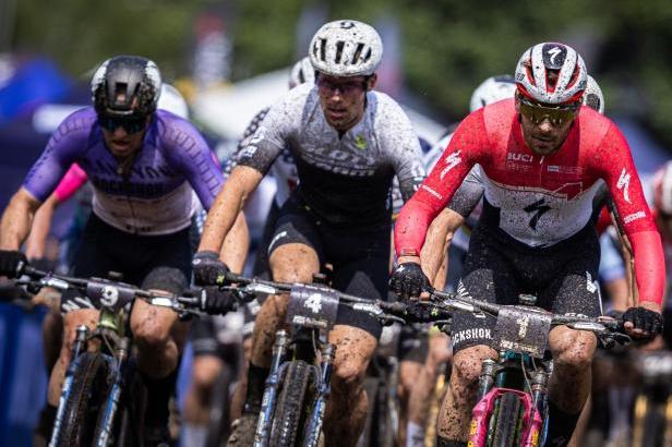 

Bikerská sezona vrcholí v Mont Sainte Anne, závod žen vyhrála Lecomteová

