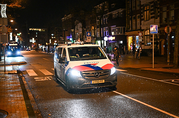 Nizozemští policisté odmítají chránit Židy. Prý z morálních důvodů