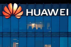 Šéf BIS: Zařízení od Huawei stále představují riziko