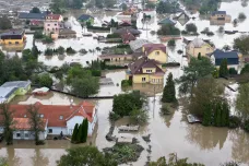 Snáz se dostanou do Polska než domů. Části Česka stále trápí následky povodní