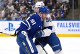 Nylander řídil výhru hokejistů Toronta nad Tampou Bay, Kämpf nebodoval