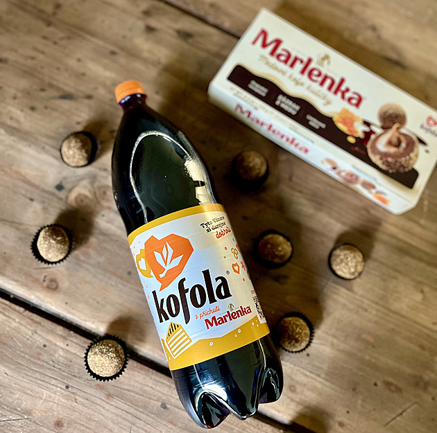 Když Marlenka podlehne Kofole. Značky přicházejí se dvěma vánočními produkty