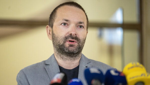 Místo vyznamenání odchod. Šéf Cermatu chtěl modernizovat, ale dohnaly ho spory s podřízenými