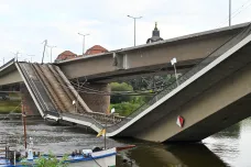 Zřícený most v Drážďanech paralyzuje i české lodníky