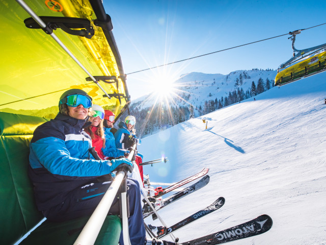 Lyžařská škola pro všechny a nové lanovky. Rakouské Ski amadé je na novou sezónu připraveno