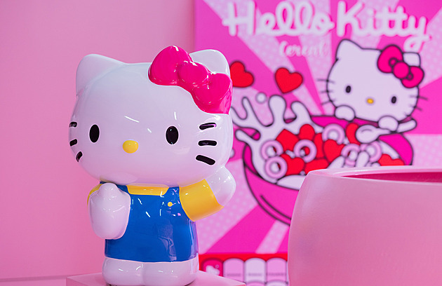 Padesátnice Hello Kitty. Roztomilá postavička původně vznikla jen jako dekorace