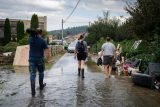 Senát schválil mimořádnou pomoc na péči o děti a bydlení pro lidi zasažené letošními záplavami