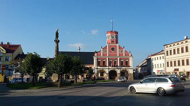 Za agitaci pro Červíčkovo zvolení do Senátu zaplatí město pokutu 15 tisíc