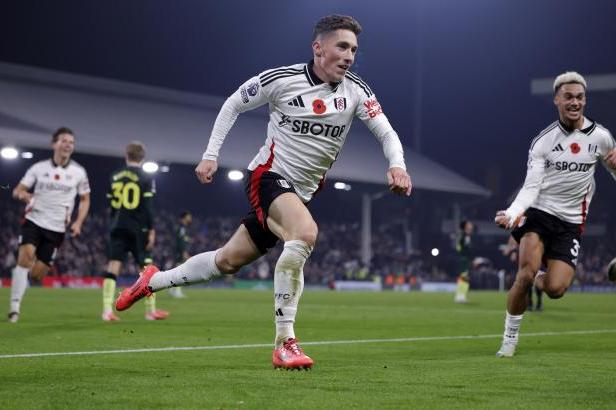 

Střet United s Chelsea neměl vítěze. Wilson spasil dvěma góly v nastavení Fulham

