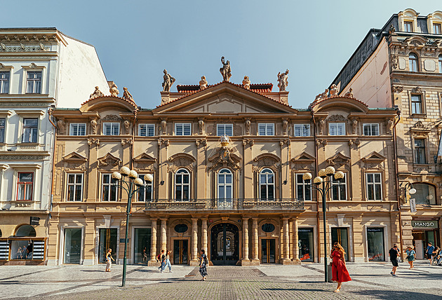 V paláci Savarin se otevře Mucha muzeum, scénu pro expozici připraví Jiřičná