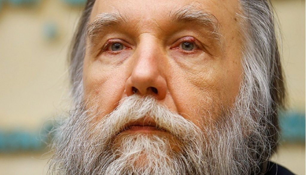 Putinismus v USA zvítězil, tvrdí ideolog Dugin. Teď je podle něj třeba, aby ruská vojska došla do Lvova