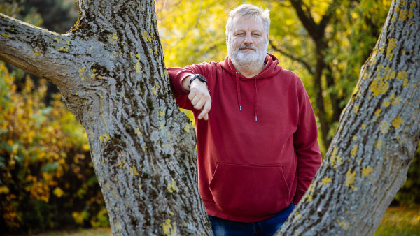 Chudí jedou v pervitinu, manažeři v kokainu. Drogou budoucnosti je ale něco úplně jiného, říká šéf Sananimu Josef Šedivý