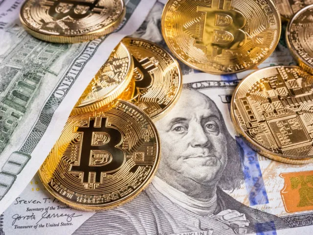 Tumpovo vítězství nakoplo bitcoin. Slíbil, že udělá z USA kryptoměnovou velmoc