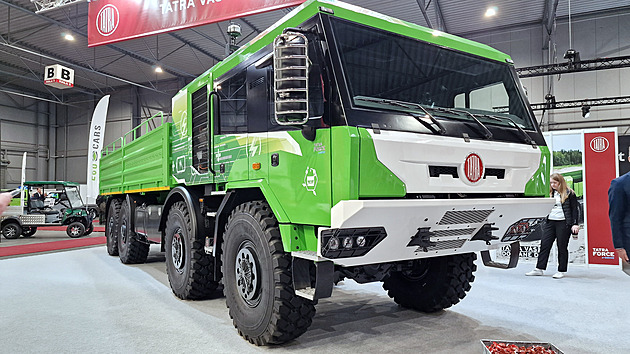 Nová Tatra má hybridní pohon. Jízda na elektřinu může zachránit životy