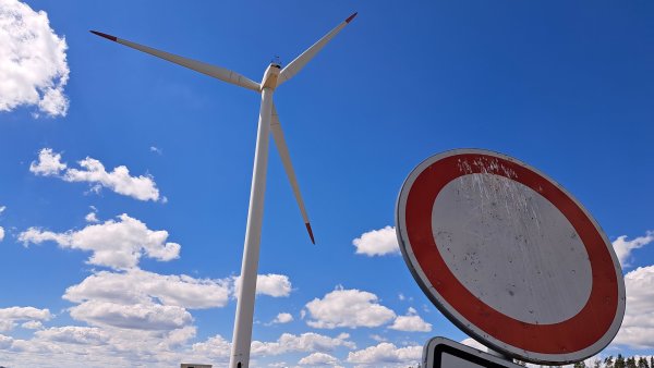 Lidé ve dvou referendech v Česku větrníky zase odmítli, a to i v místě, které si vybrala sama obec