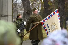 Lidstvo se ze světových válek nepoučilo, řekla Černochová ke dni veteránů