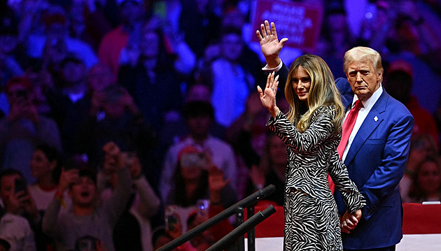 Posedlá řádem. Vliv tiché Melanie roste, chce být novou Jackie Kennedyovou