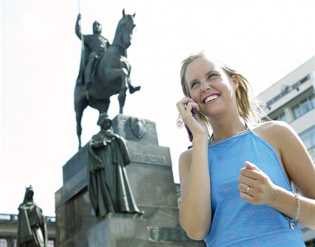 Před revolucí bylo líp, teď je hůř, řekli lidé v průzkumu častěji než dříve