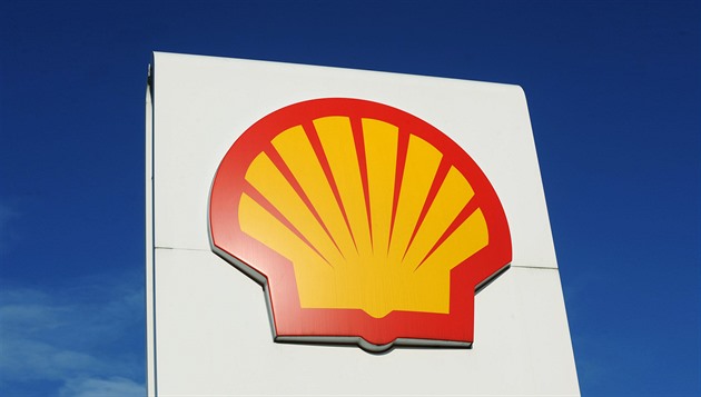 Aktivisté neuspěli. Shell nemusí drasticky snižovat emise uhlíku, rozhodl soud