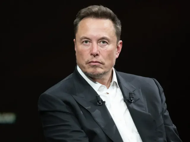 Musk vyzval k odvolání italských soudců, kteří odmítli ponechat migranty v Albánii