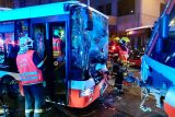 V Libni se srazila tramvaj s autobusem. Všech 6 raněných je podle záchranářů mimo ohrožení života