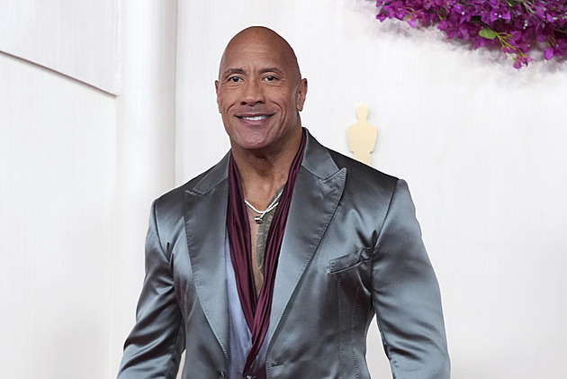 „Do lahví jsem čural. Ale natáčení kvůli mě nestálo,“ durdí se The Rock