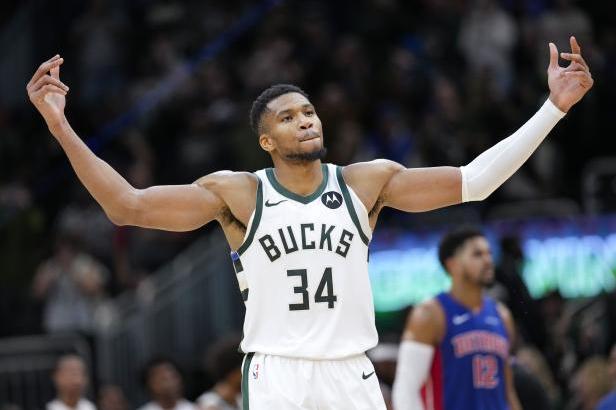 

Hvězdy v NBA řádily. Antetokounmpo nastřílel 59 bodů, Wembanyama o devět méně

