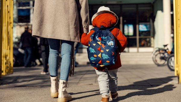 Stavět nové školky se státu vyplatí, ukázala studie. Proč jich je v Česku tedy stále nedostatek?