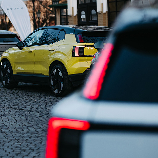 Volvo chystá výrobu elektroaut na Slovensku. Z Belgie přivezlo školící centrum