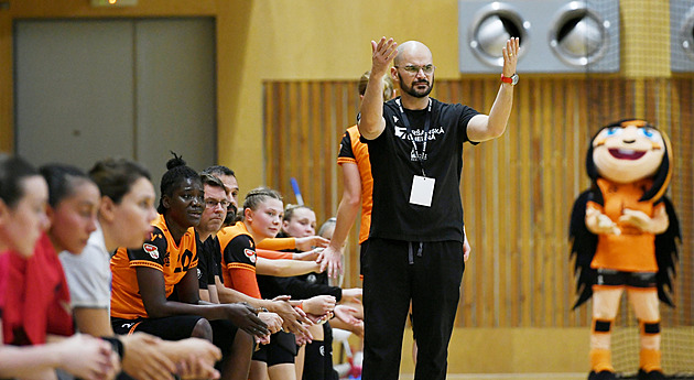 Kouč Mostu před bitvou roku: Pokud fanoušci udělají peklo, můžeme uspět