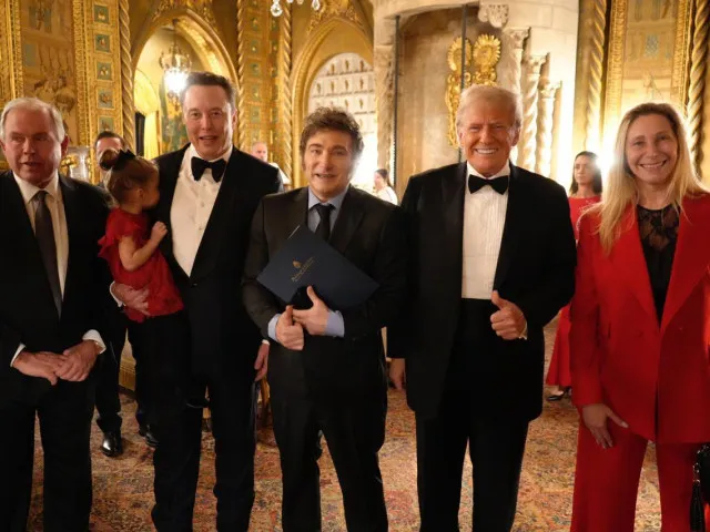 Trumpův večírek navštívil Stallone, Musk i Milei. „Máme druhého Washingtona!“