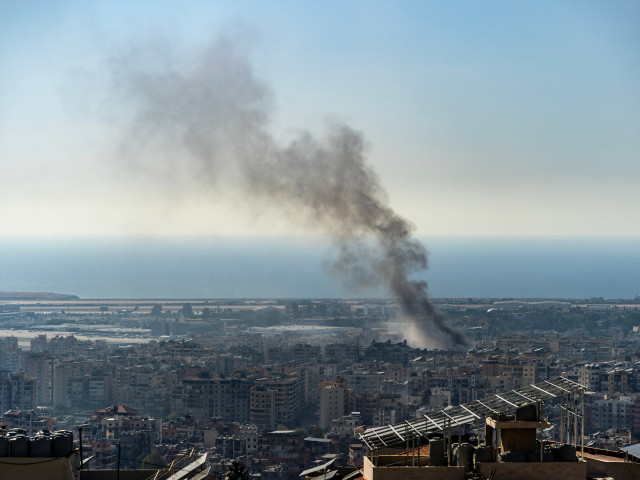 Izrael opět bombardoval Bejrút, boje pokračují v Gaze i na hranicích s Egyptem