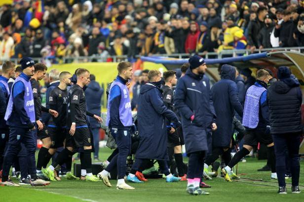 

Varovali jsme vás, vzkazuje Kosovo UEFA po nedohraném utkání v Rumunsku

