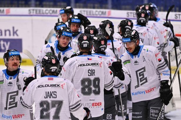 

ŽIVĚ: Hokejová extraliga Karlovy Vary – Liberec 0:0

