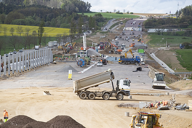 Novou část D4 otevřou v prosinci. Řidiči po dálnici dojedou z Prahy až do Písku