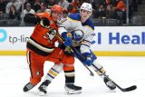 Buffalo v NHL udolalo Anaheim 3:2 po prodloužení. Obrat Sabres rozhodl vítězným gólem Kulich