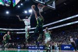 Boston v NBA oslavil Porzingisův návrat výhrou. Atlanta bez Krejčího prohrála s Dallasem