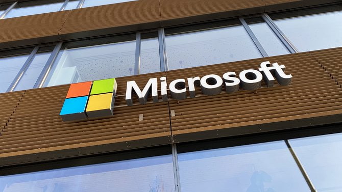 Microsoft výrazně zdražuje své služby a software. Je to i kvůli nákladům na vývoj Copilota a AI