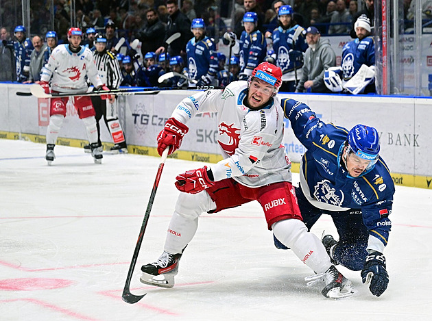 Lídři za očekáváním: dvojice z Třince, sparťan v nové roli a přibrzděný bek