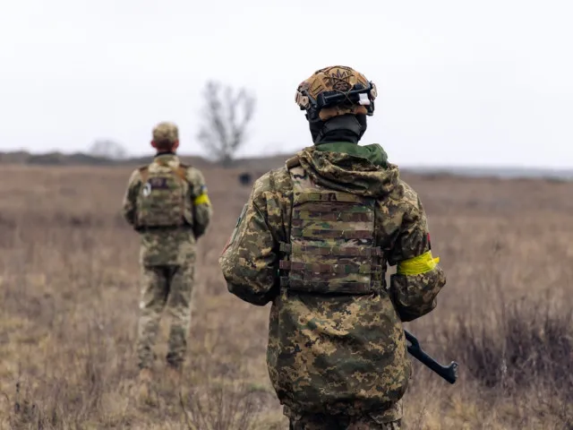 Povolejte už 18leté, slyší Zelenskyj z USA. Raději chce zbraně na ruské rakety