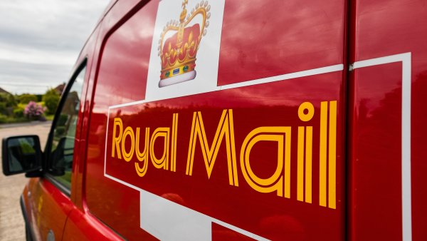 Křetínský by mohl převzít britskou Royal Mail do dvou týdnů. Čeká se na povolení od úřadů