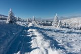 Meteorologové varují před vydatným sněžením na horách. Nový sníh může komplikovat dopravu